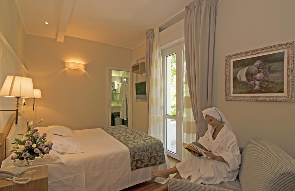 Hotel Gran Bretagna Ричоне Стая снимка